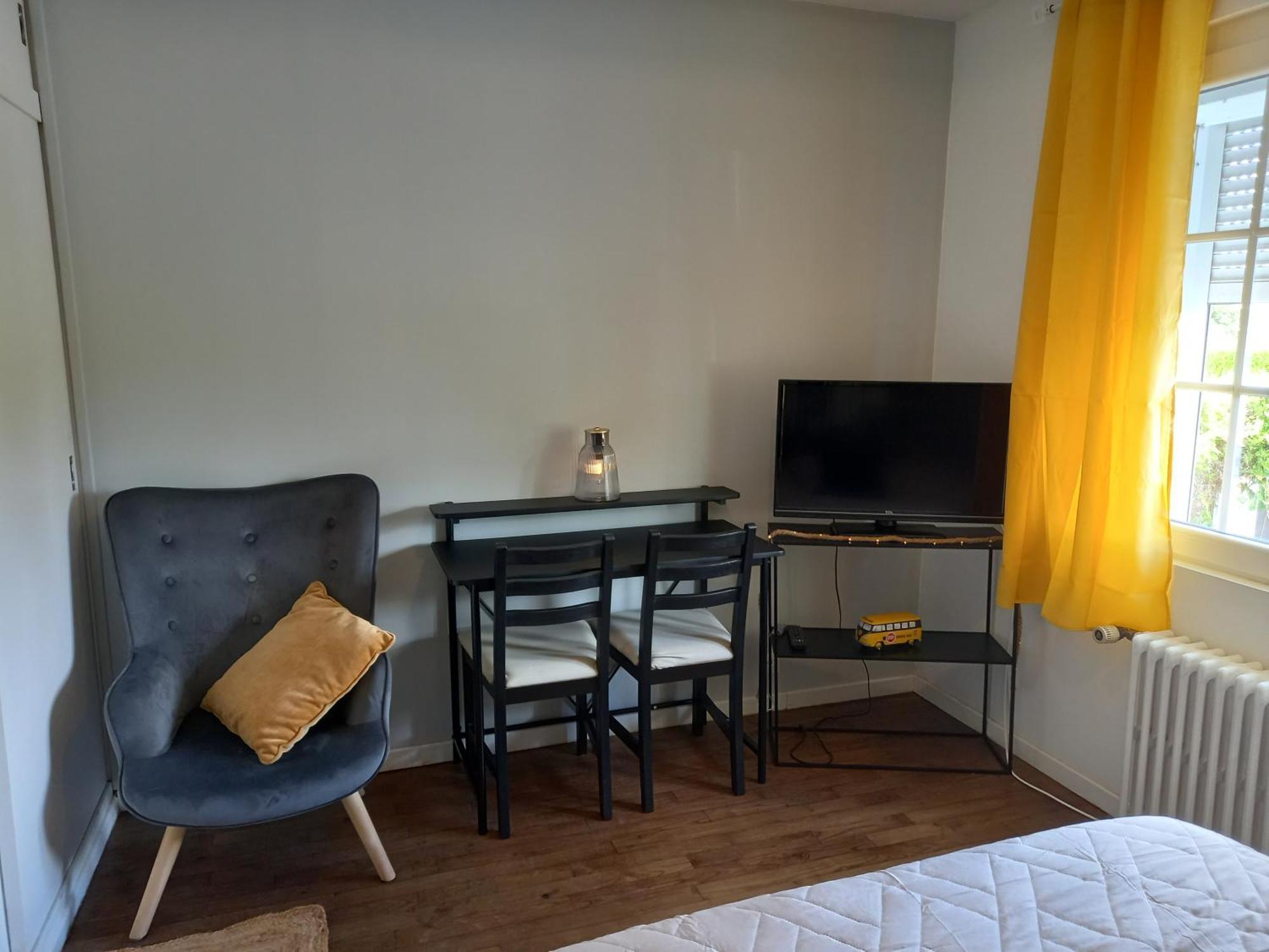 Au Bord Du Vilpion Apartment Marle-et-Behaine Bilik gambar